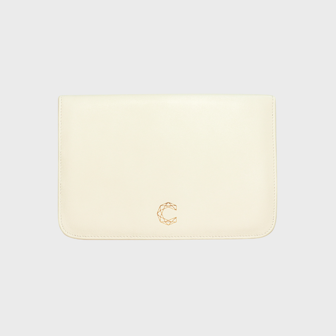 Ivory Luxe Traveler