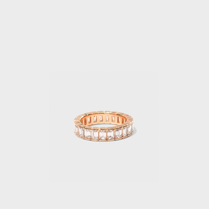 Half Bezel Emerald Cut Band
