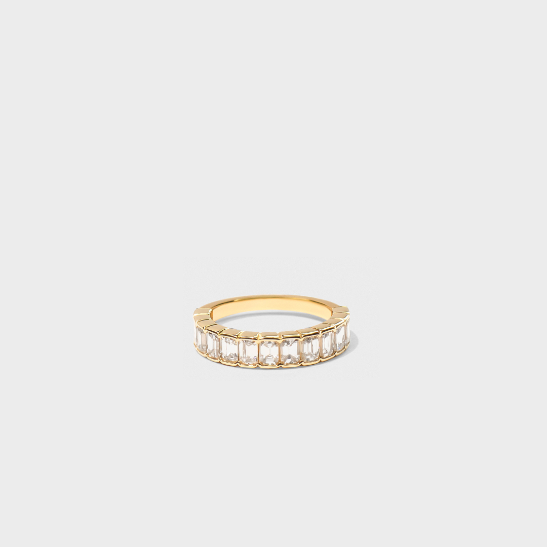 Half Bezel Emerald Cut Band
