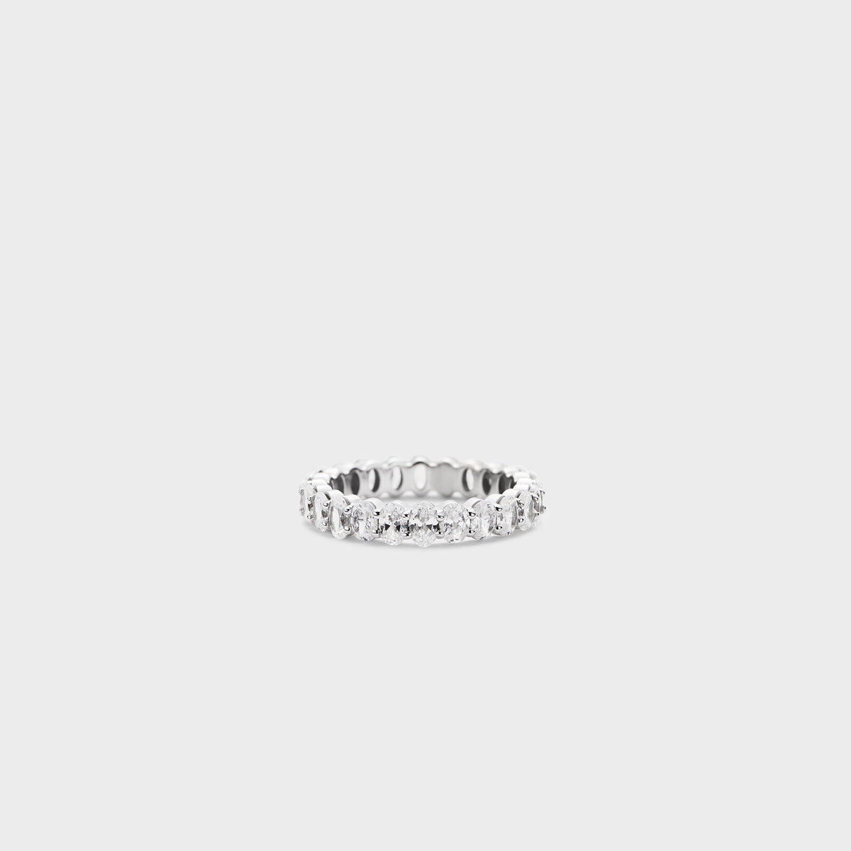 Defined Oval Diamond Band